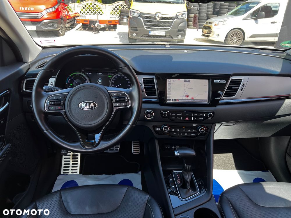 Kia Niro 1.6 GDI PHEV 2WD OPF Vision - 25