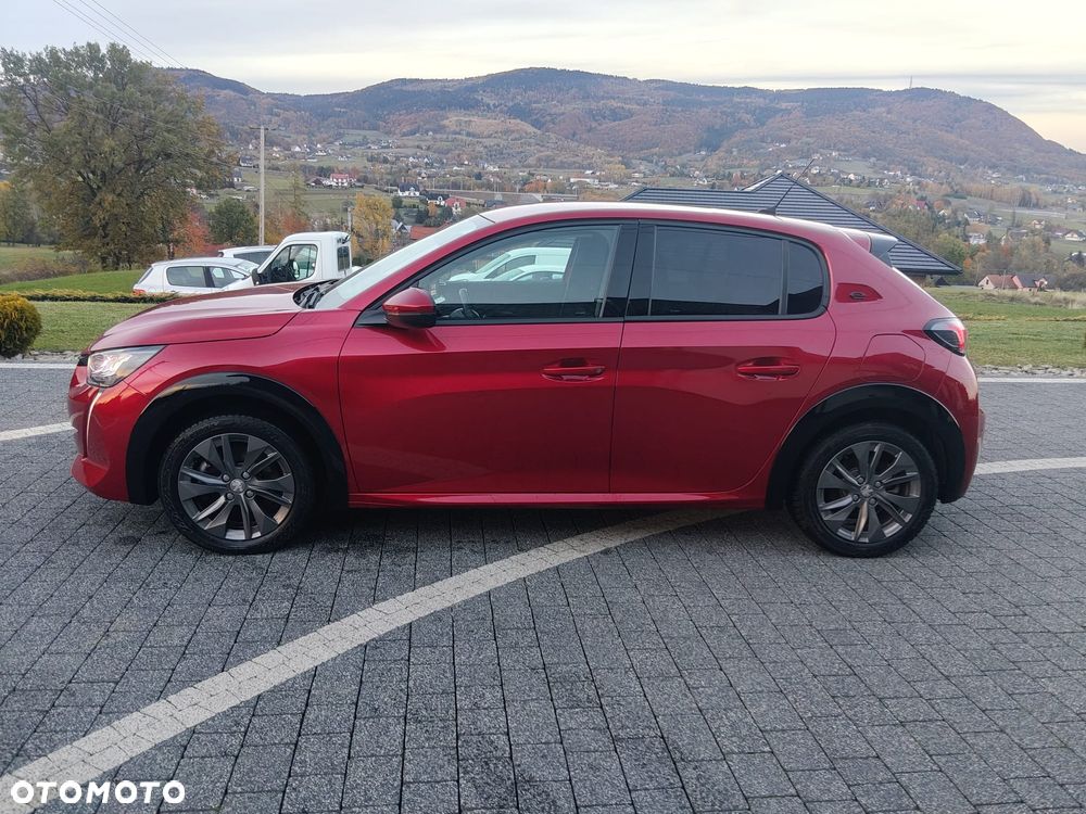 Peugeot 208 2021 photo 3