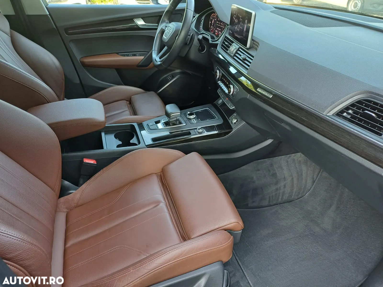 Audi Q5 55 TFSI e quattro S tronic - 11