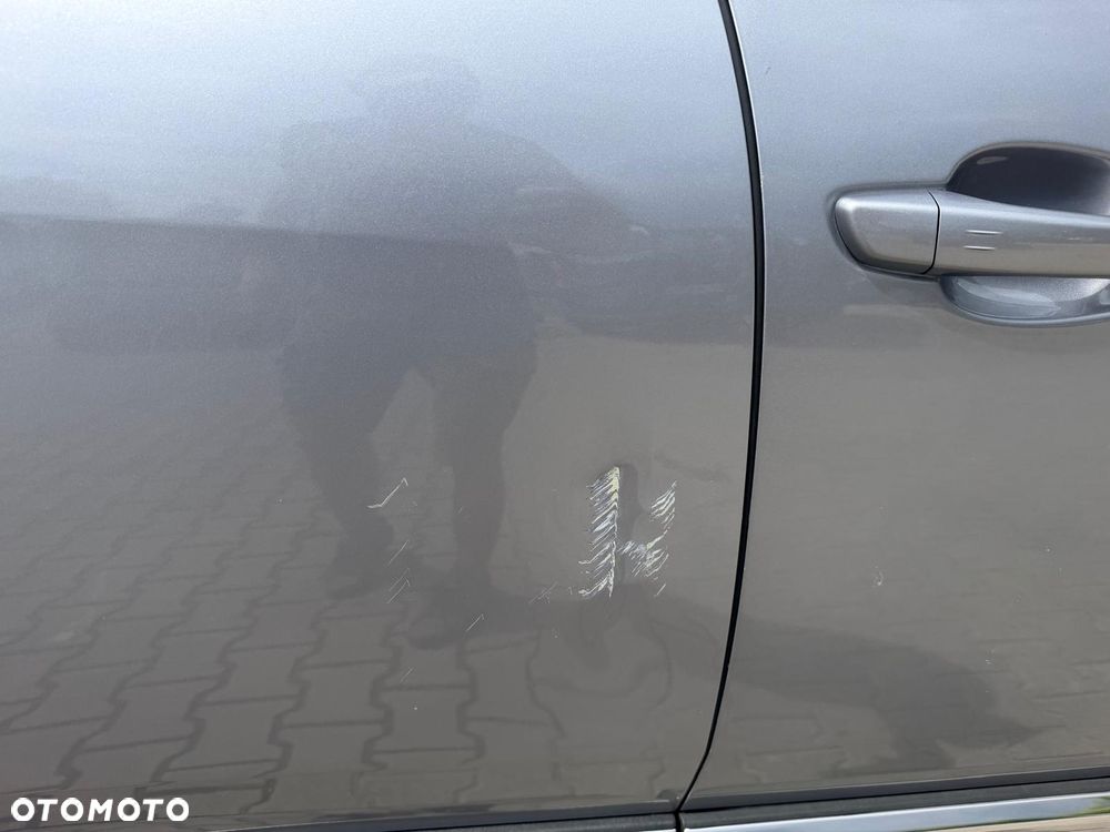 Peugeot 5008 - 17