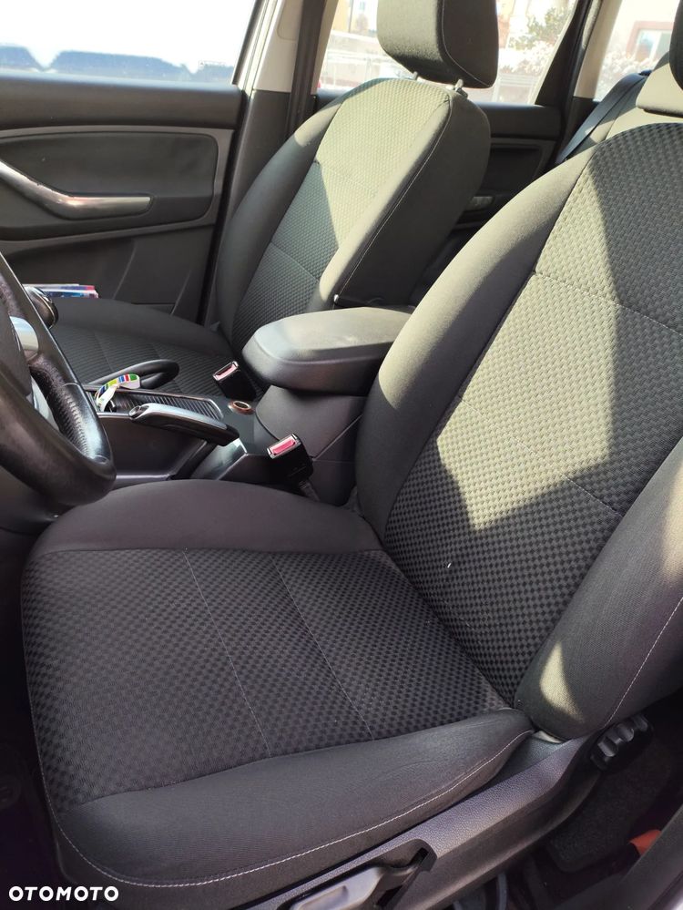 Ford C-MAX 2.0 TDCi Titanium - 12