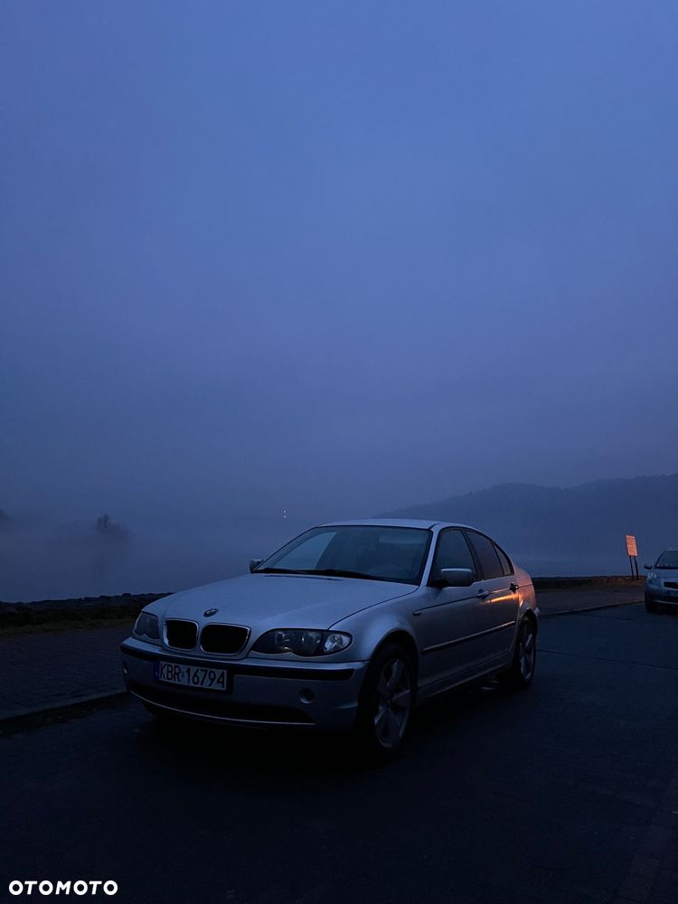 BMW 318D 2001 photo 4