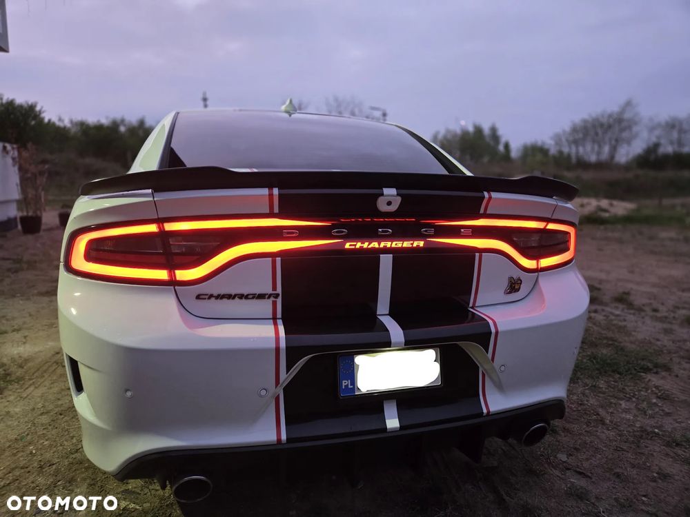 Dodge Charger 6.4 Scat Pack - 5
