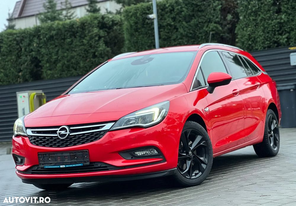 Opel Astra 1.6 D (CDTI) Start/Stop Sports Tourer Innovation - 2