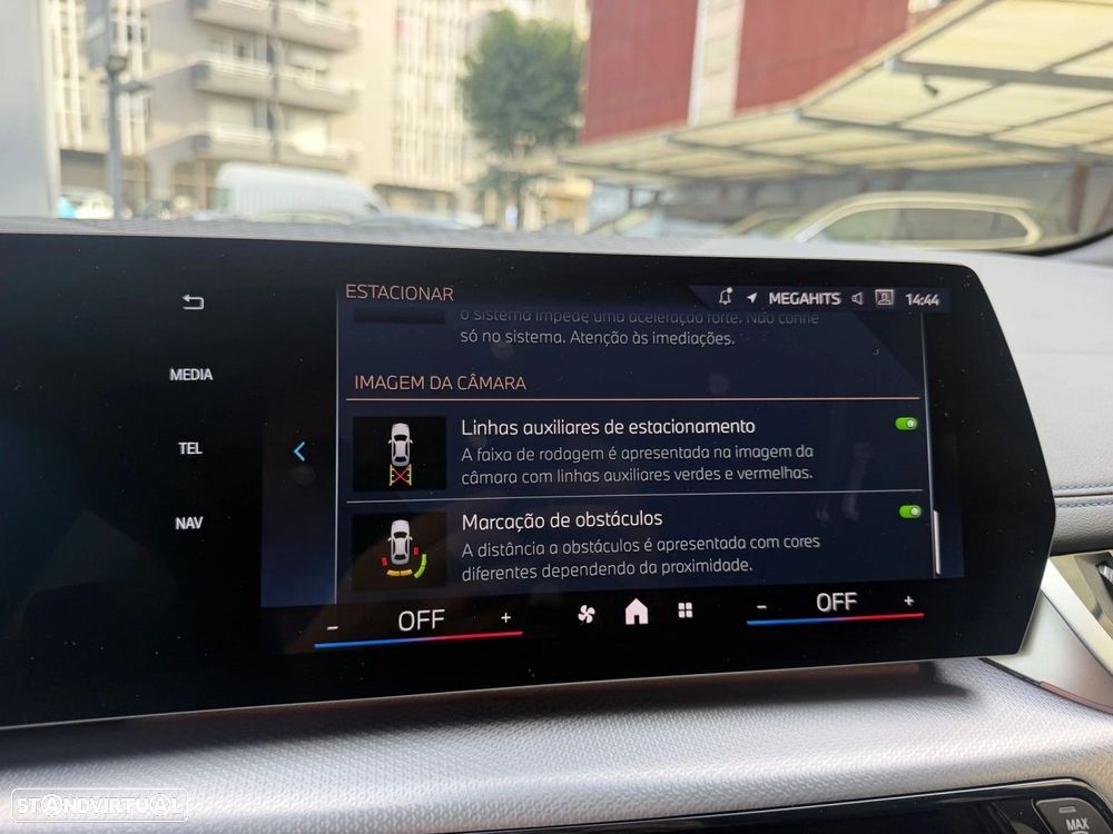 BMW 225xe Active Tourer e xDrive Pack Desportivo M - 43