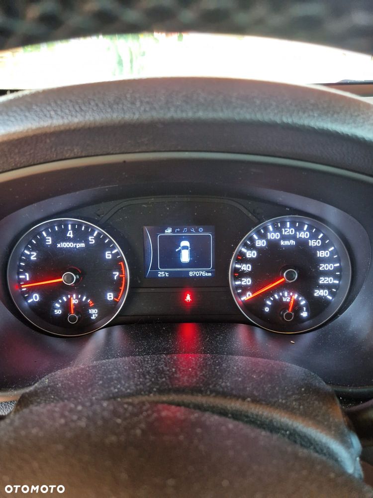 Kia Sportage - 8