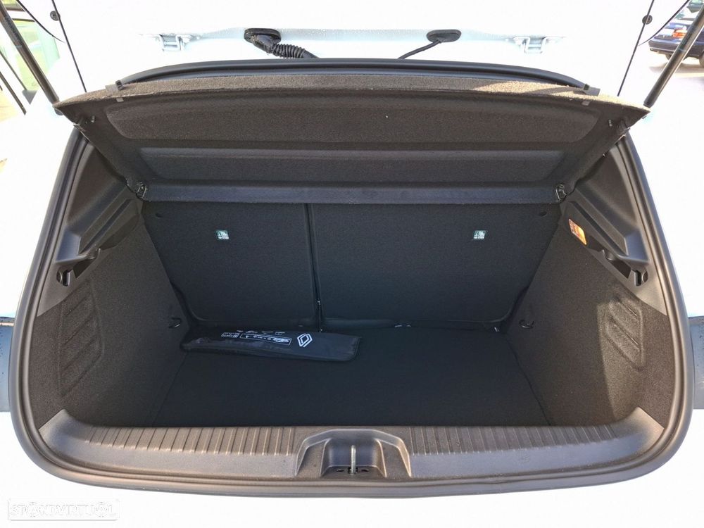 Renault Clio 1.0 TCe Techno - 24