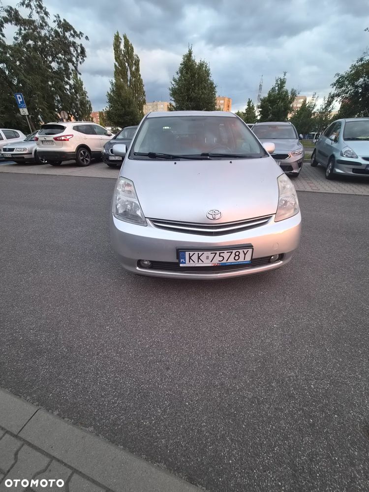 Toyota Prius 1.5 VVT-i Prestige - 3