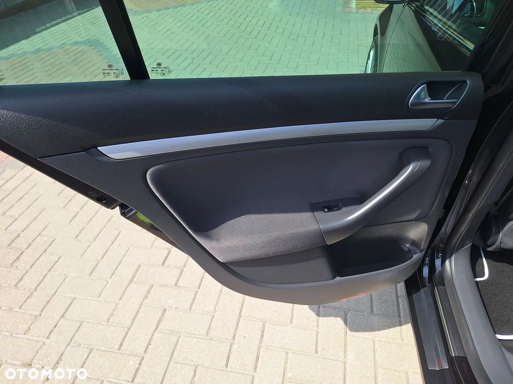 Volkswagen Golf 1.4 United - 23