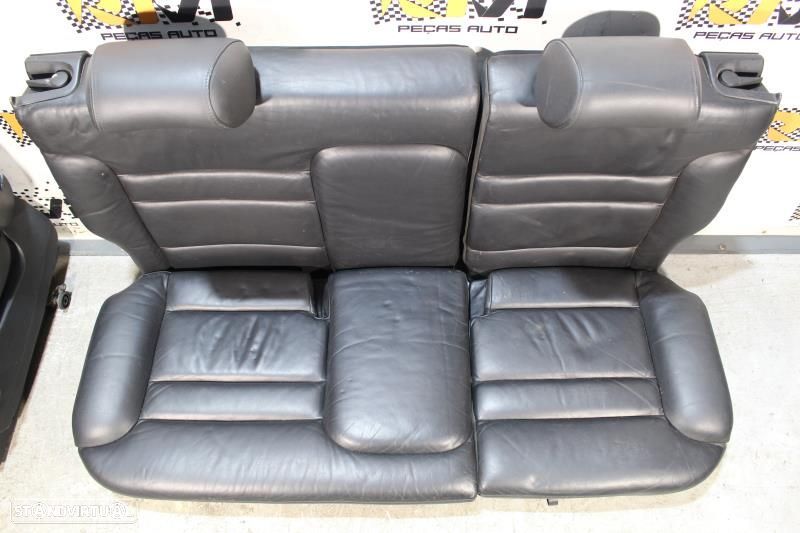 Conjunto De Bancos Audi A3 (8L1)  Bancos Audi S3 A3 8L Recaro Em Pele - 5