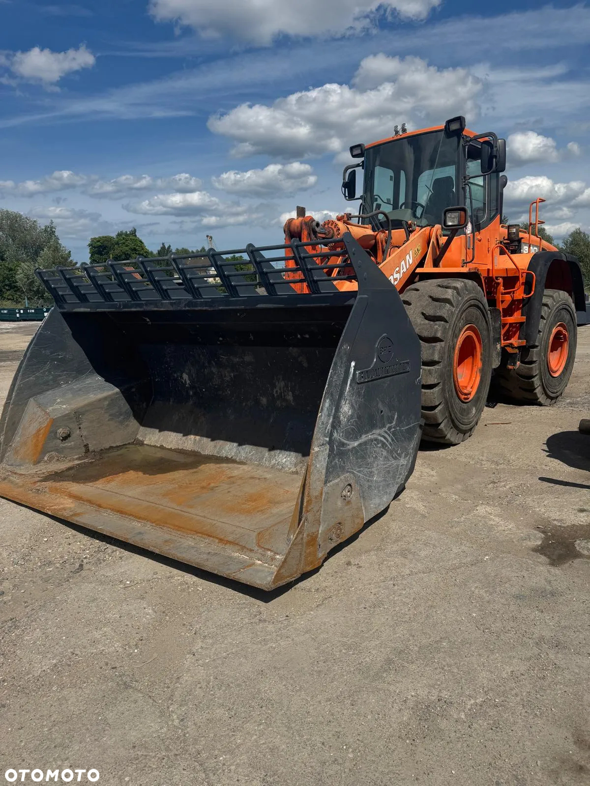 Doosan DL300 ŁYŻKA GÓRNEGO WYSYPU - 3