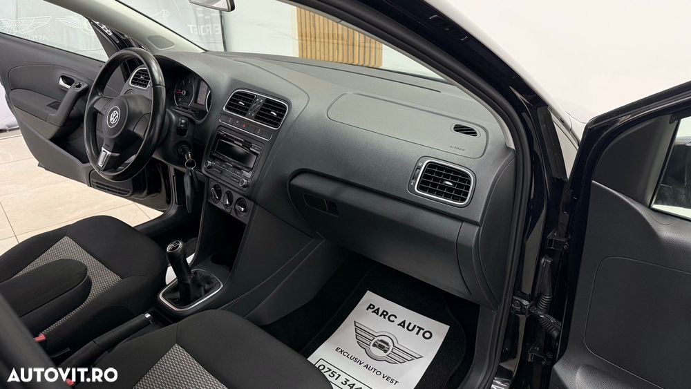 Volkswagen Polo - 8