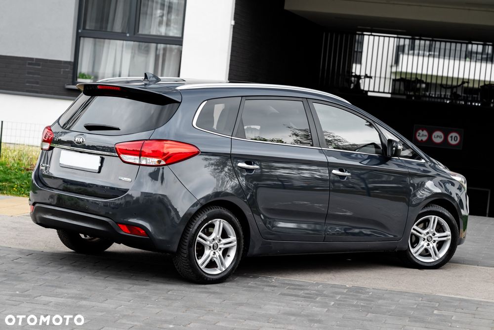 Kia Carens 1.7 CRDi 141 ISG Vision - 15