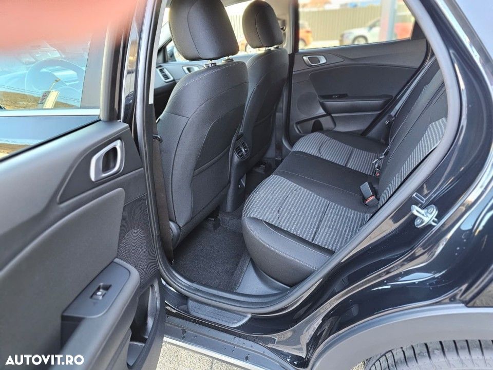 Kia XCeed 1.6 T-GDI 7DCT City - 11