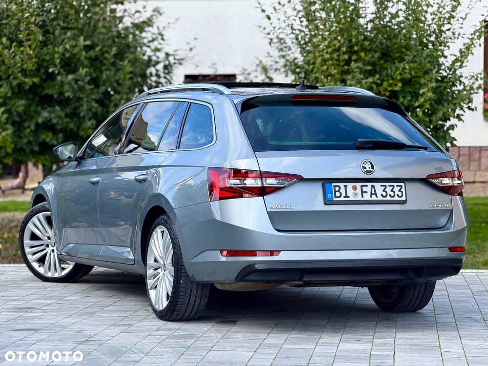 Skoda Superb 2.0 TDI Sportline DSG - 4