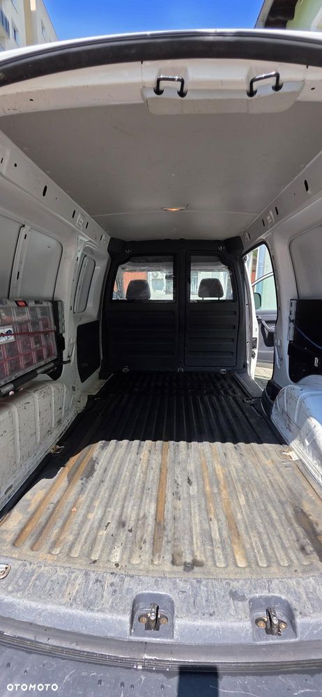 Volkswagen CADDY MAXI - 21