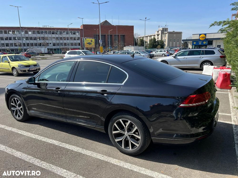 Volkswagen Passat 2.0 TDI DSG Highline - 7