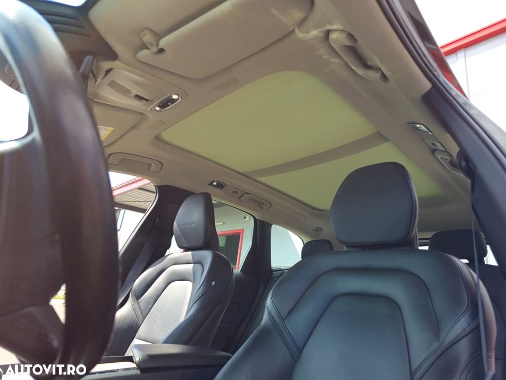 Volvo XC 60 B4 MHEV AWD Inscription - 21