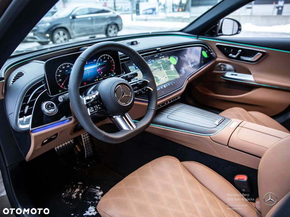 Mercedes-Benz Klasa E 200 mHEV 4-Matic AMG 9G-Tronic - 7