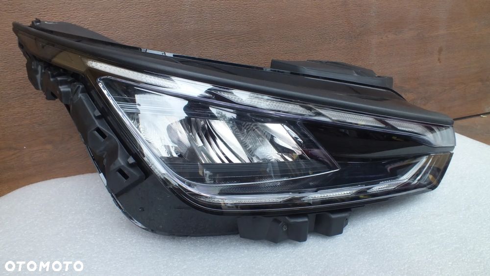 Lampa przednia prawa Led Kia EV6 92102-CV000 - 2