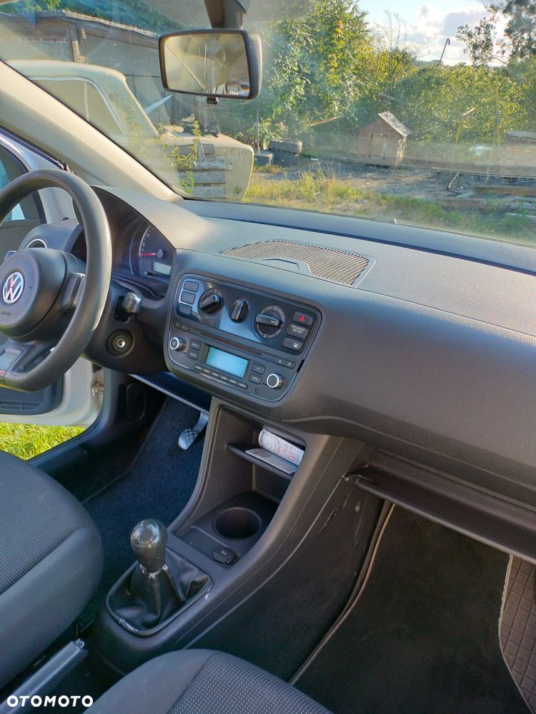Volkswagen up! 1.0 Take - 6