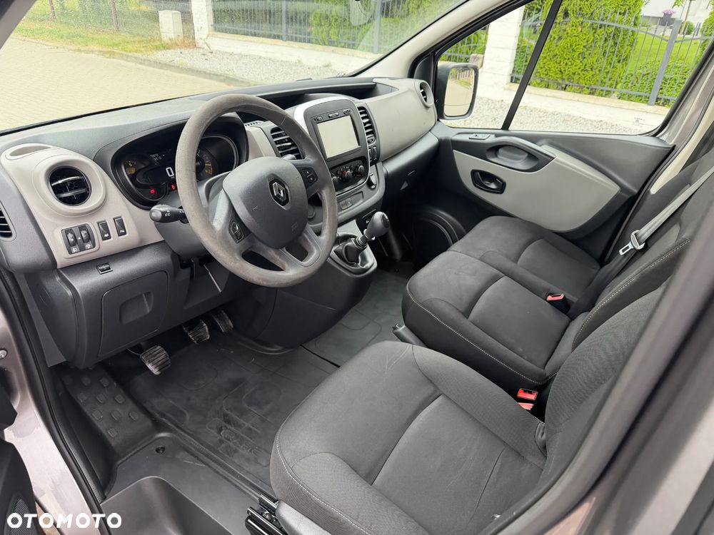 Renault TRAFIC - 13