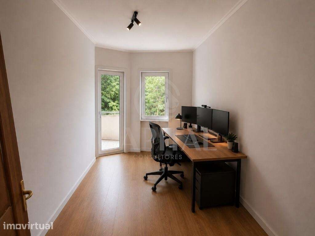 T3 Moderno e Totalmente Remodelado no Centro de Odivelas - Grande imagem: 4/10