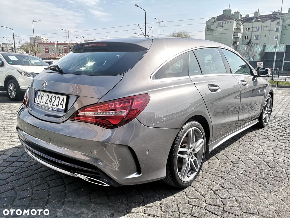 Mercedes-Benz CLA 180 7G-DCT AMG Line - 2