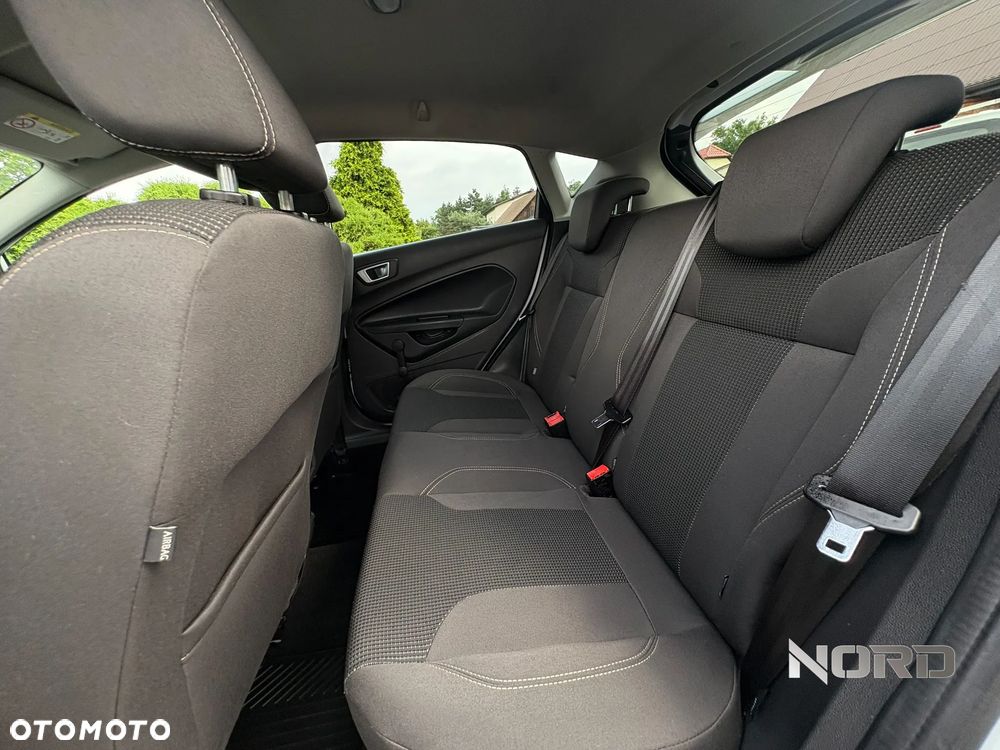 Ford Fiesta 1.0 EcoBoost Titanium - 26