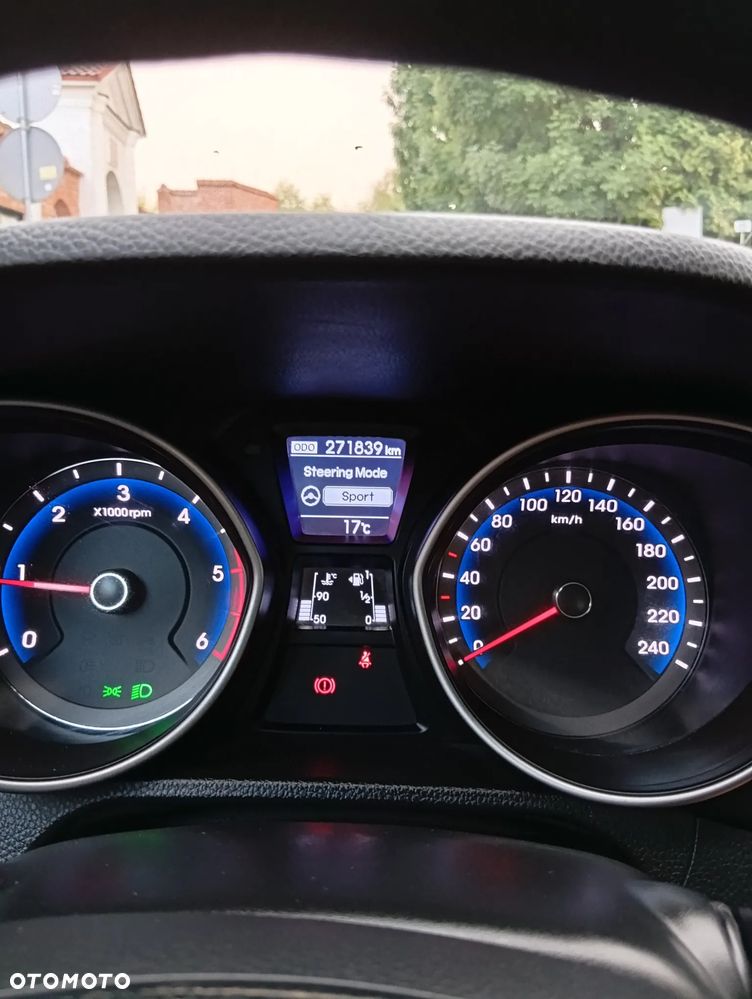 Hyundai i30 1.4 CRDi Classic + - 20