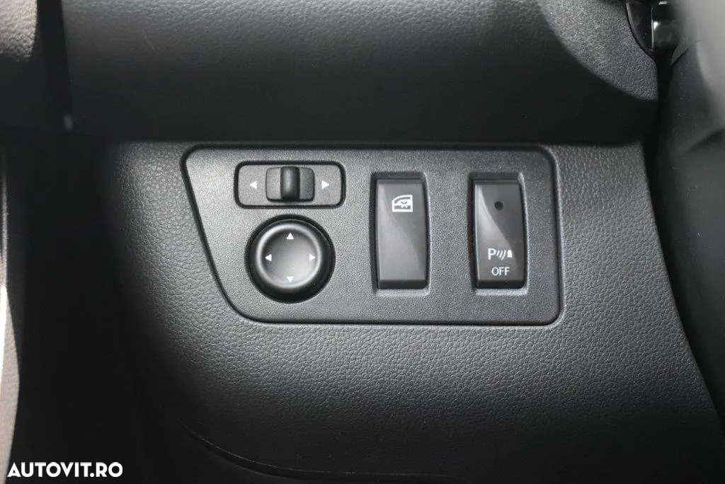 Dacia Spring Essential - 8