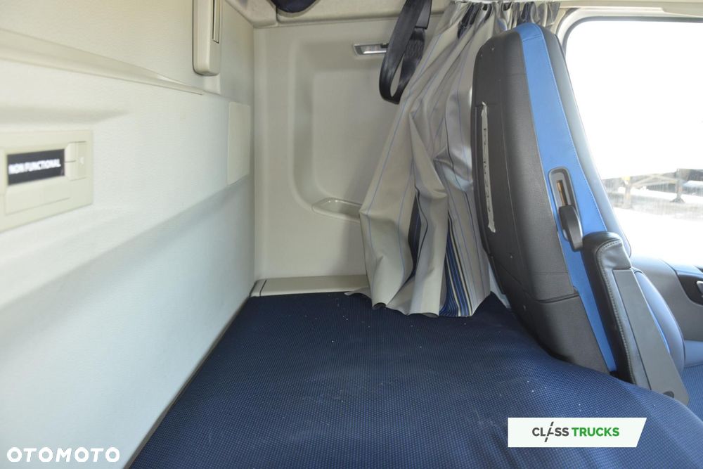 Volvo FH 500 Globetrotter XL Mega - 10