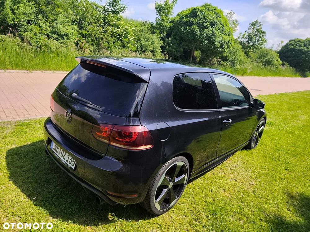 Volkswagen Golf - 3
