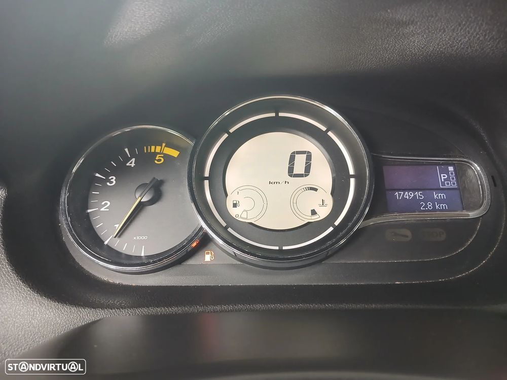 Renault Mégane Sport Tourer 1.5 dCi GT Line EDC J18 - 23