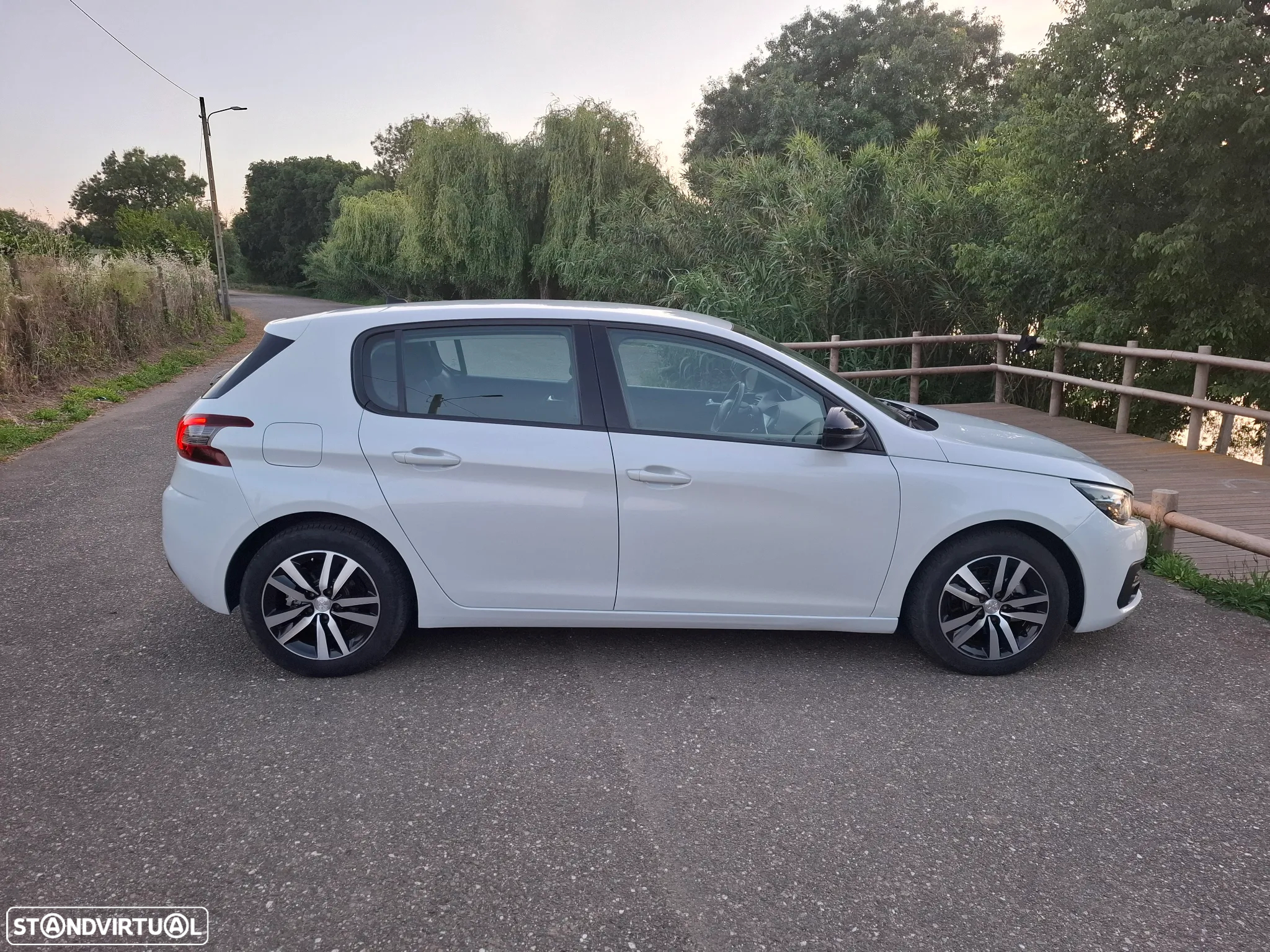 Peugeot 308 1.5 BlueHDi Active Pack - 17