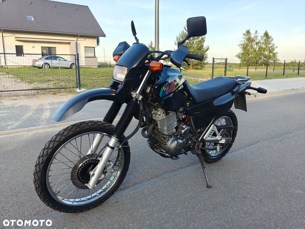 Yamaha XT - 5