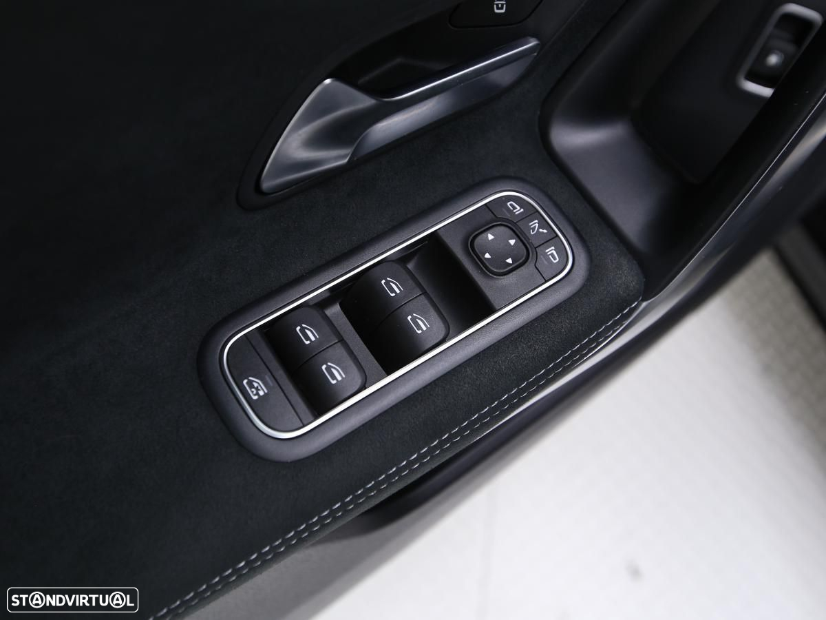Mercedes-Benz A 250 e 8G-DCT AMG Line - 20