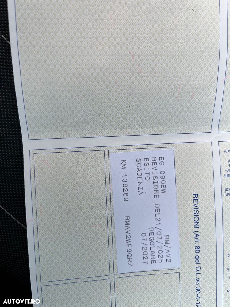 Ford Kuga 2.0 TDCi 4x4 Aut. Individual - 11