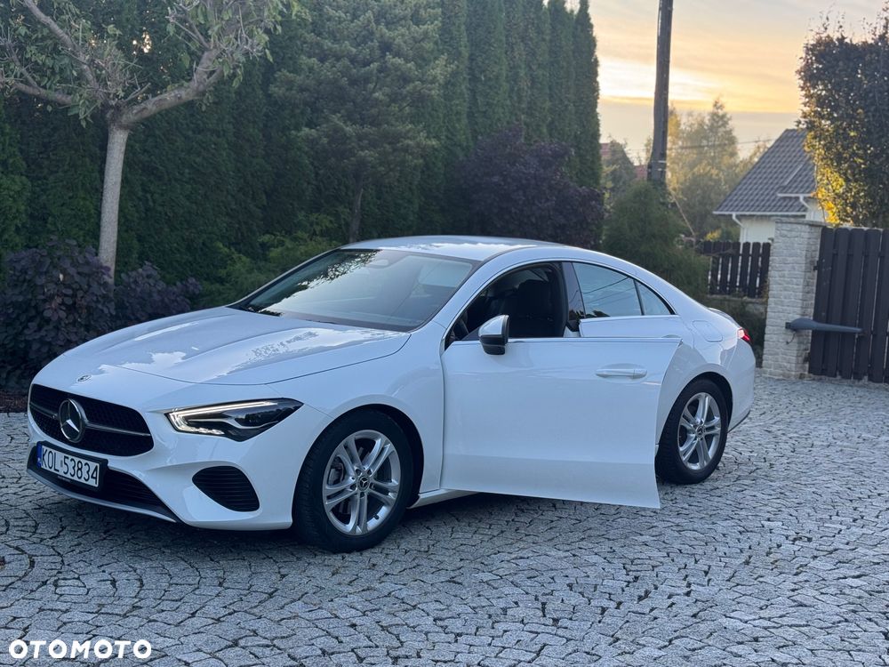 Mercedes-Benz CLA 200 7G-DCT - 19