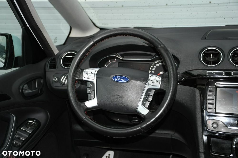 Ford S-Max - 23