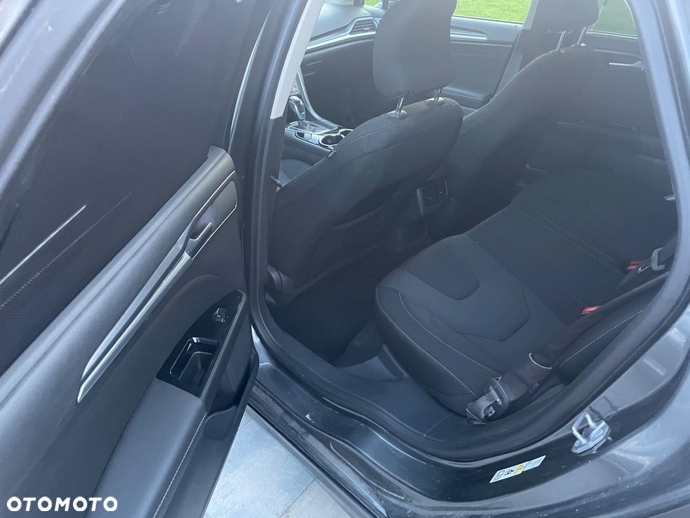 Ford Mondeo 2.0 TDCi STart-Stopp PowerShift-Aut Titanium - 32