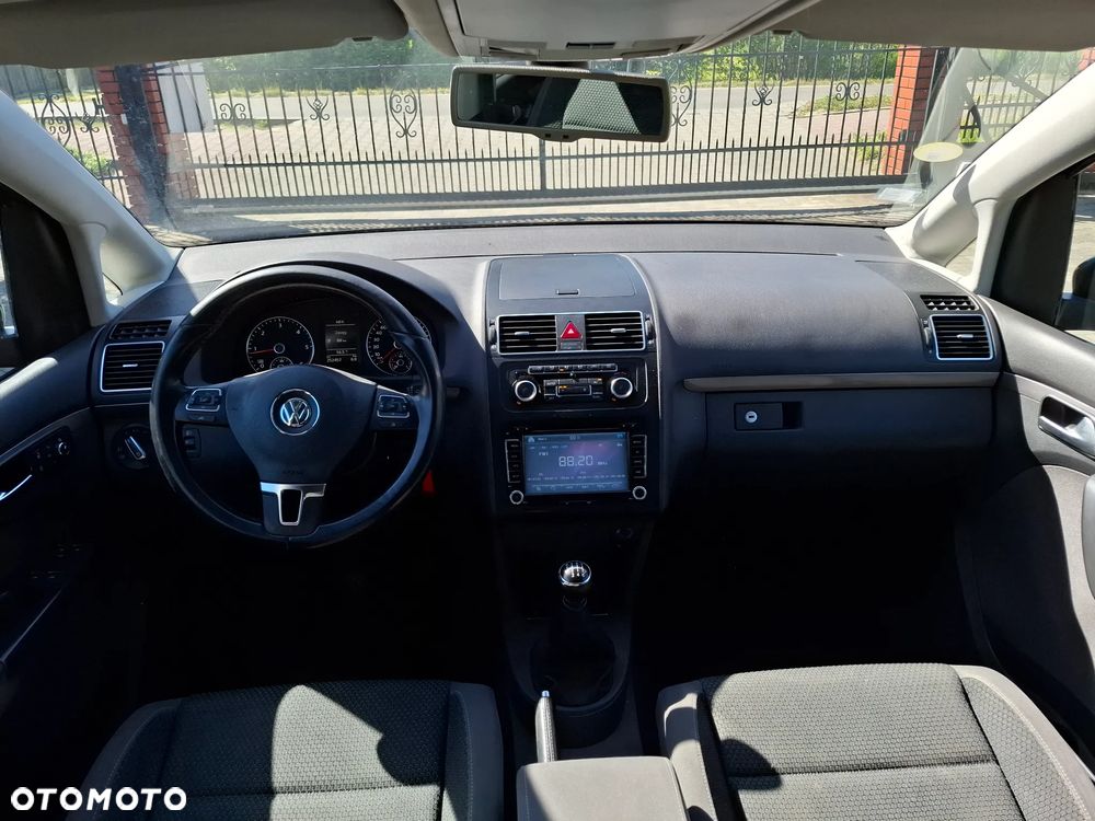 Volkswagen Touran 1.6 TDI DPF BlueMot Trendline - 12
