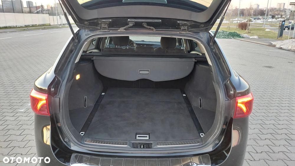 Toyota Avensis 1.8 Premium EU5 MS - 21