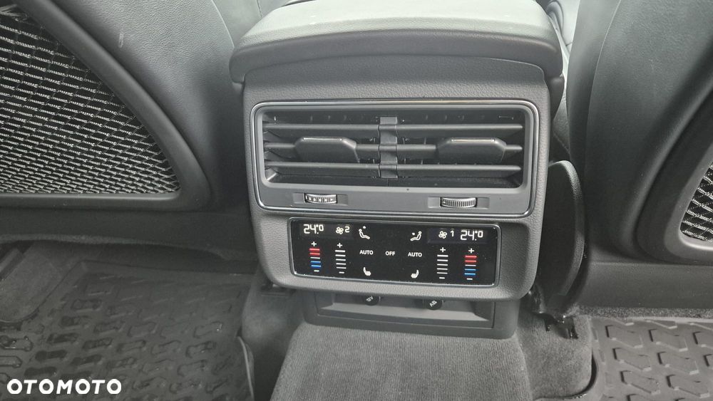 Audi Q7 50 TDI mHEV Quattro S Line Tiptr - 14