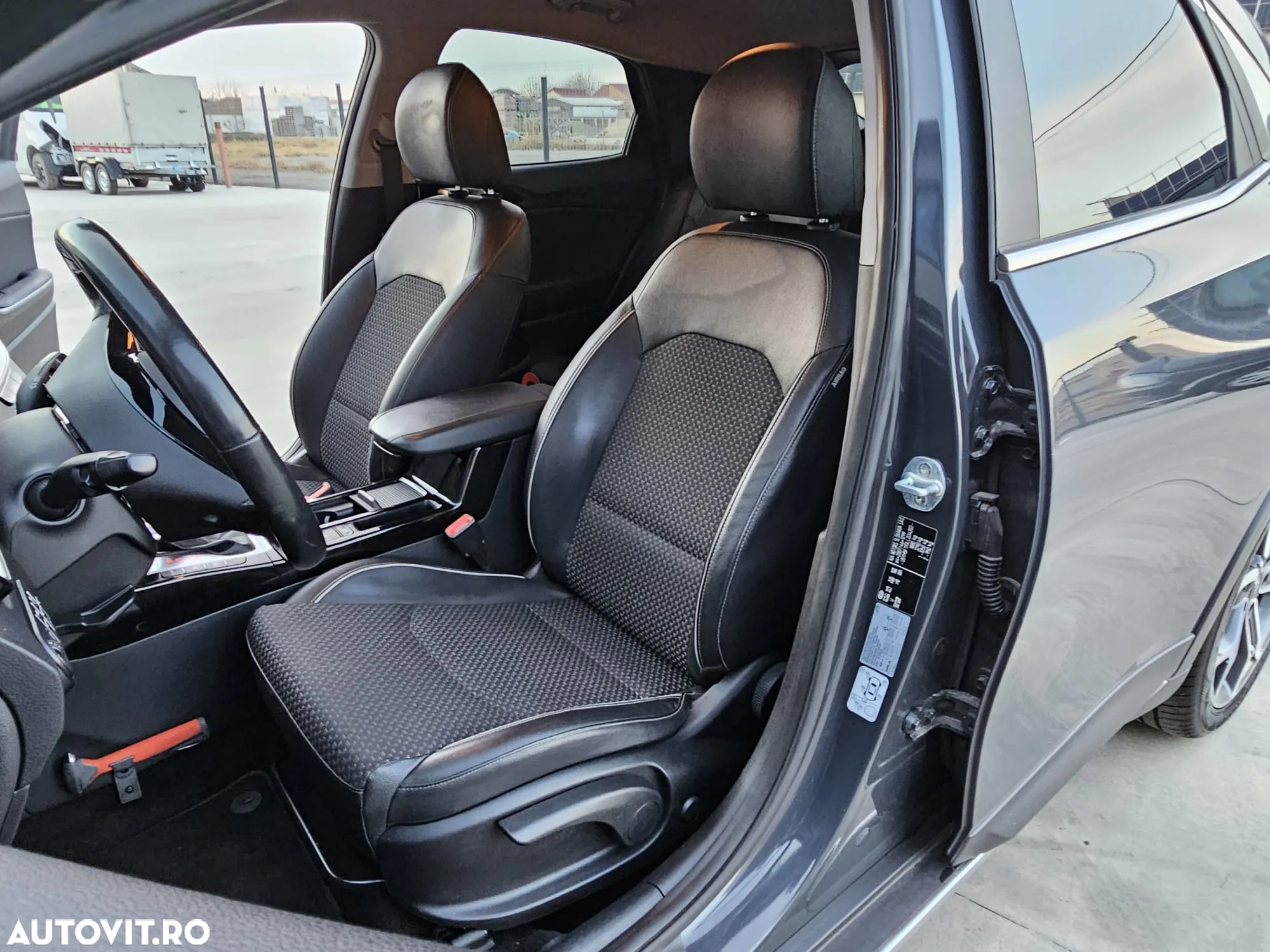 Kia XCeed 1.6 T-GDI 7DCT GT Line+ - 27