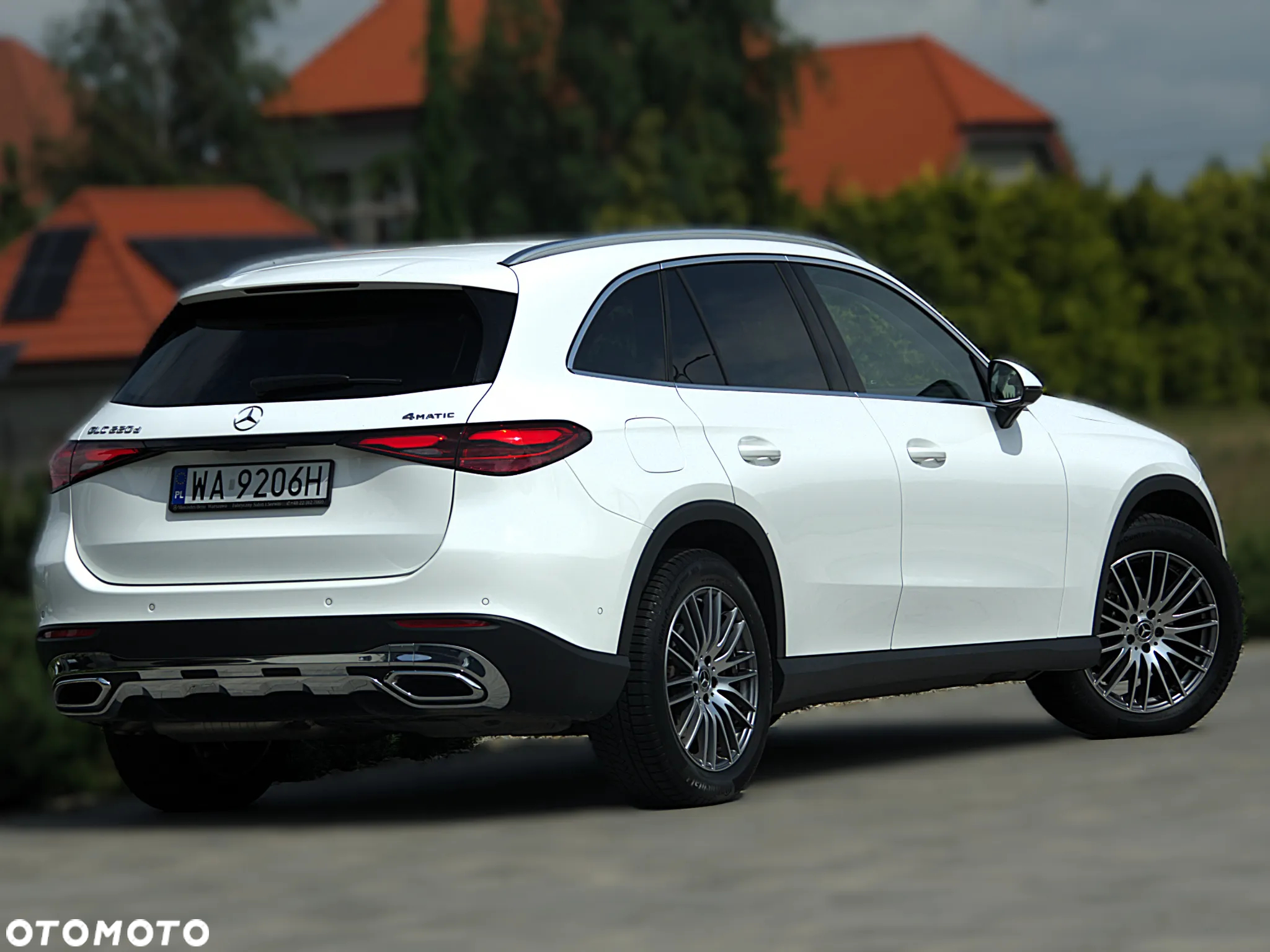 Mercedes-Benz GLC - 13