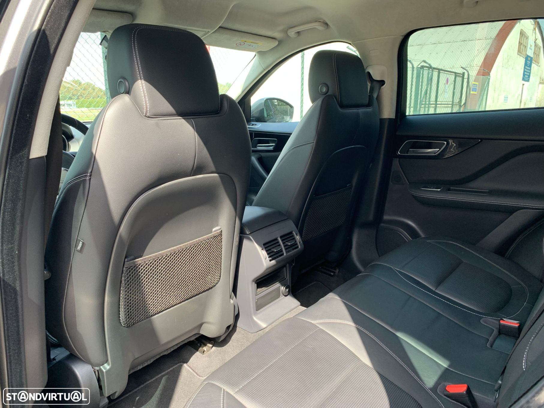 Jaguar F-Pace 2.0 i4D R-Sport Aut. - 13