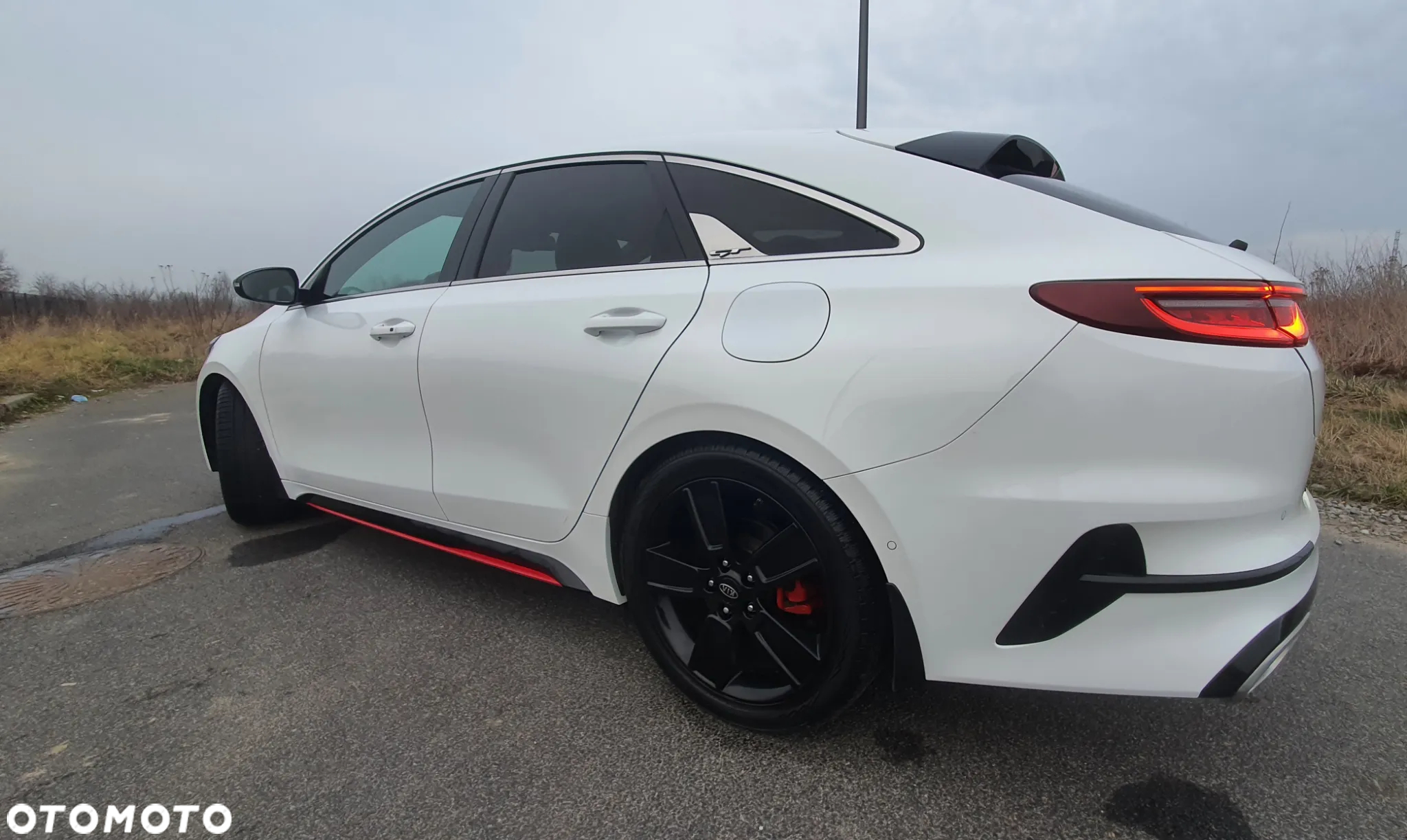 Kia ProCeed 1.6 T-GDI GT DCT - 17
