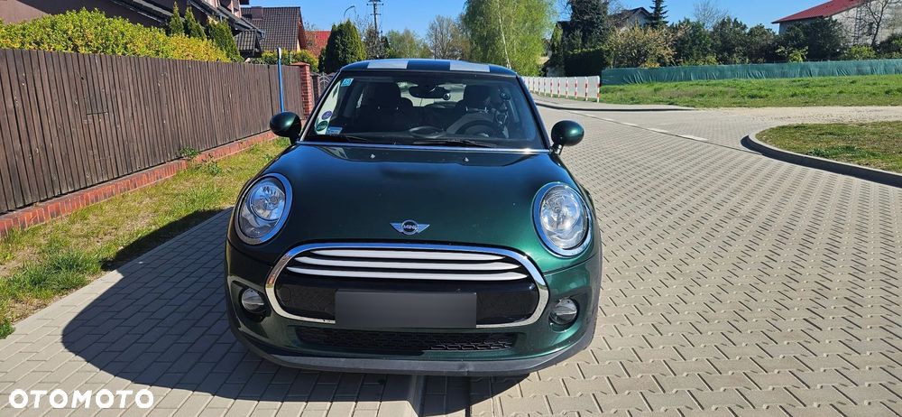 MINI Cooper Standard - 2