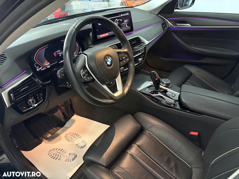 BMW Seria 5 520d xDrive AT MHEV - 12